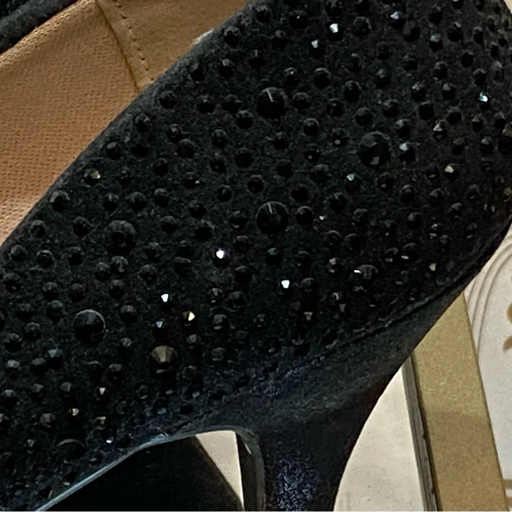 Glamorous Black Stiletto Heels